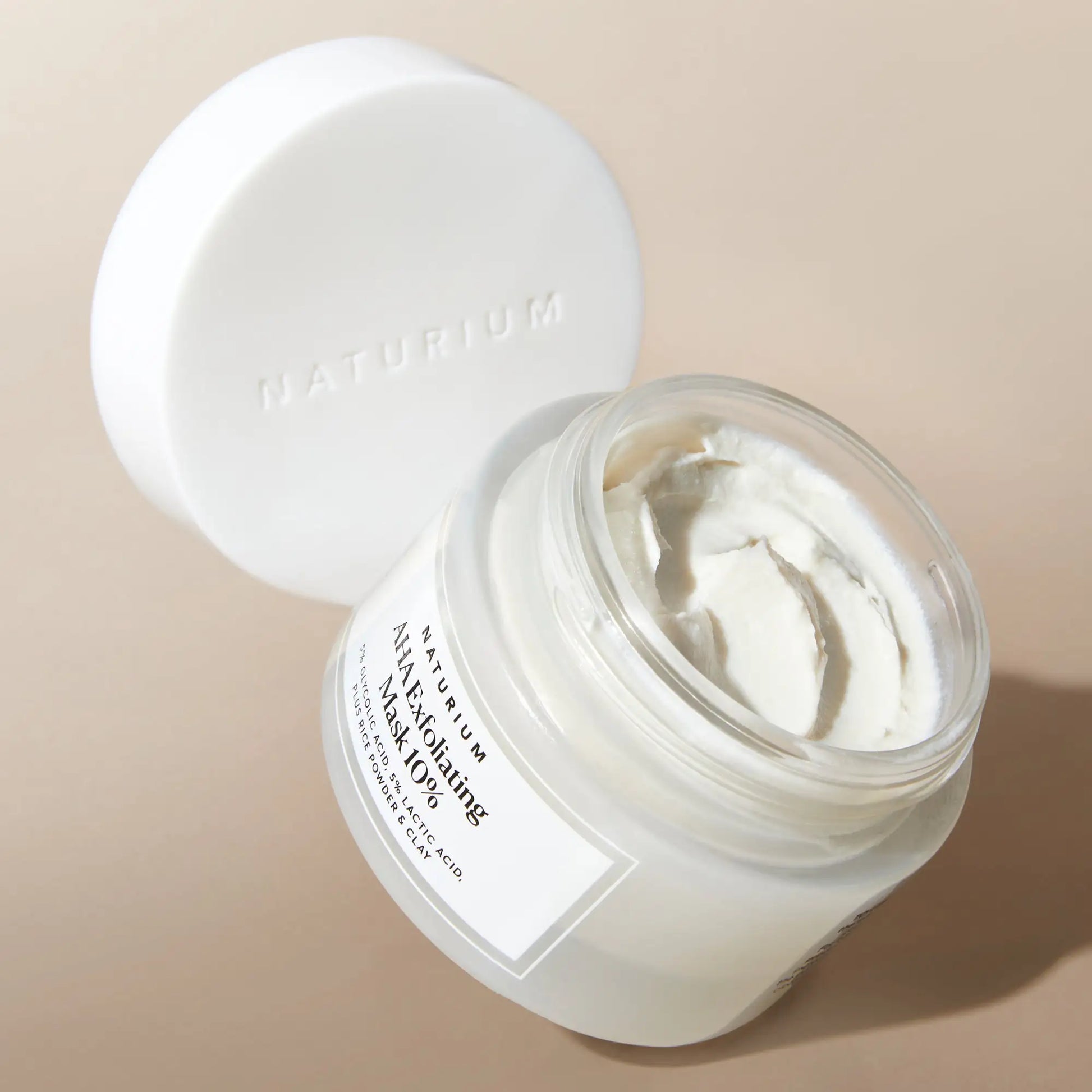 aha-exfoliating-mask-10-m3 AHAmask_0957-crop.webp