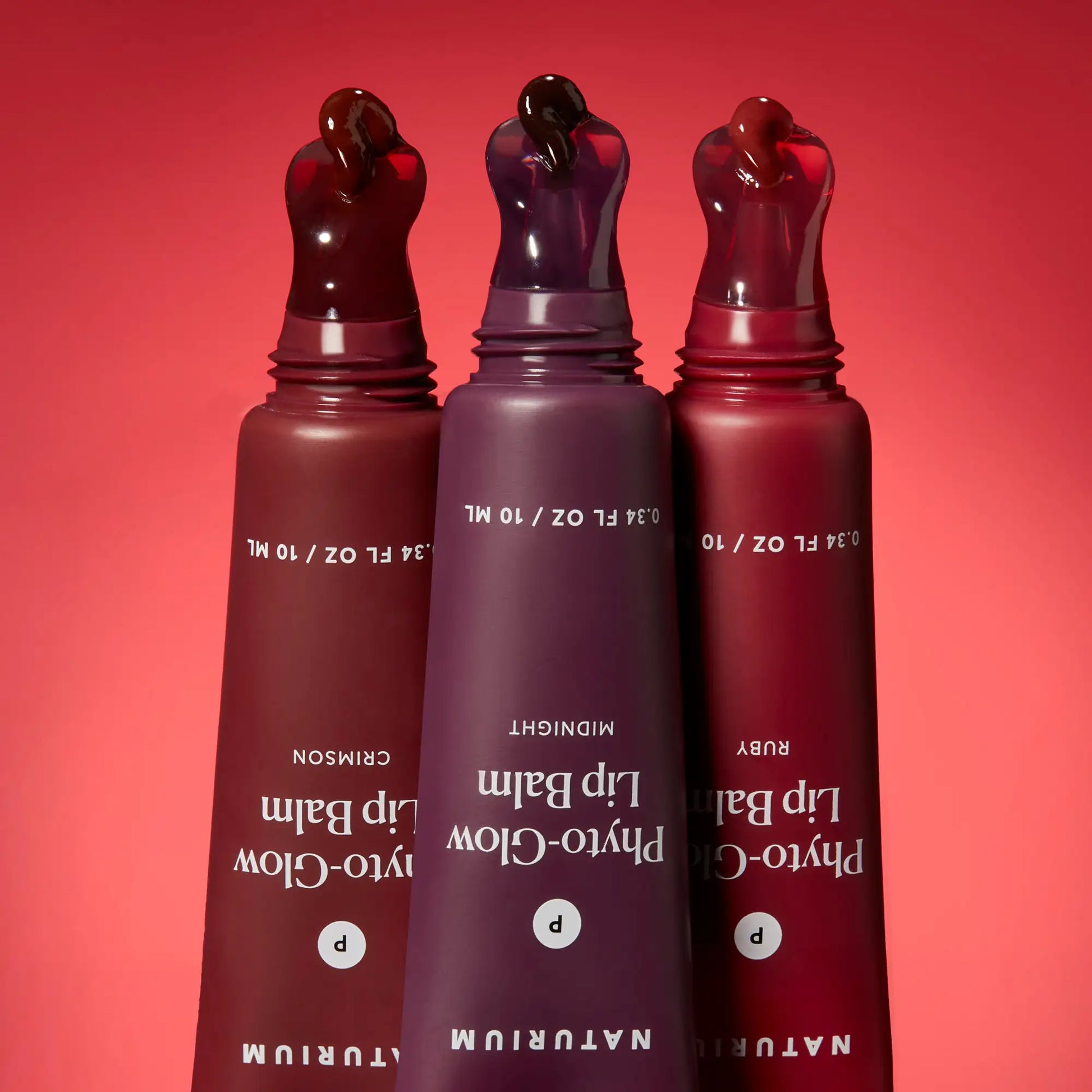 phyto-glow-lip-balm-ruby-r9 phytoglow-moody_6357-crop_1.webp