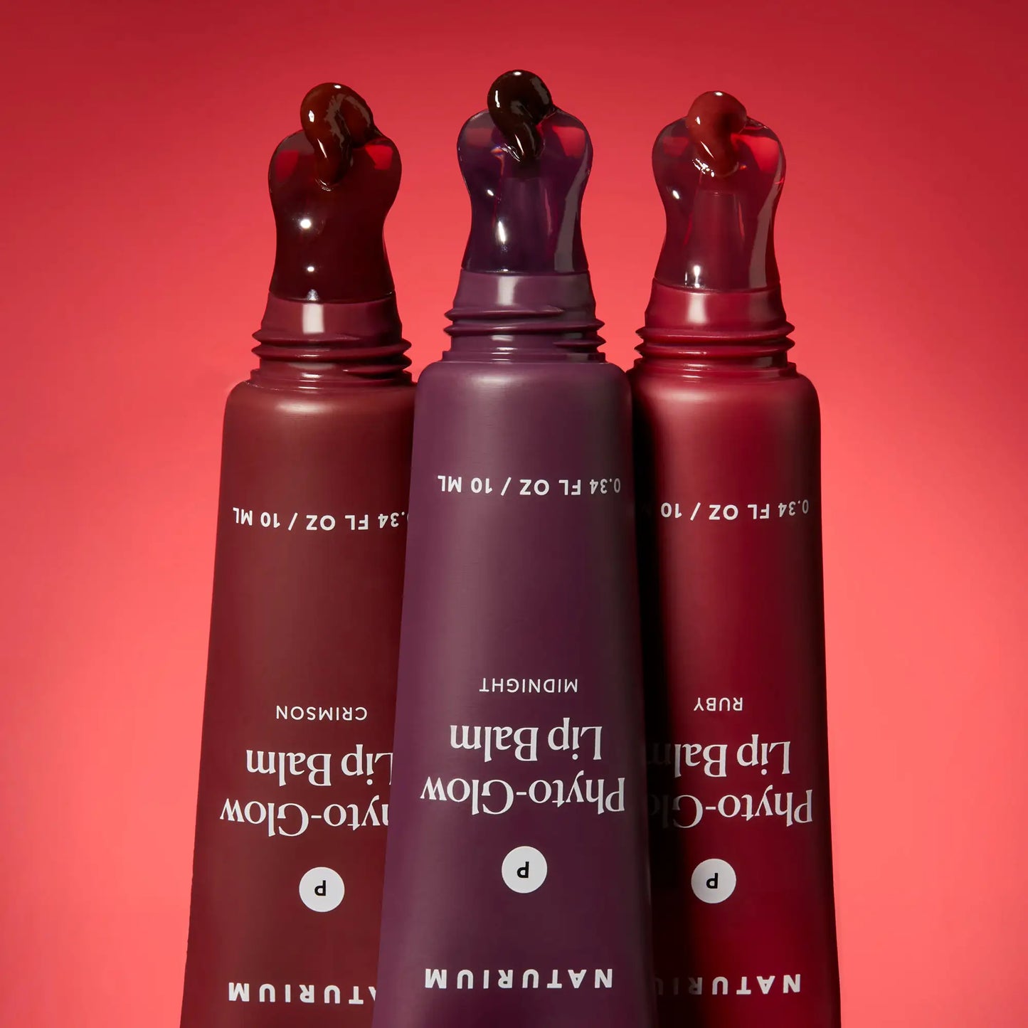 phyto-glow-lip-balm-crimson-n3 phytoglow-moody_6357-crop_1_e73a7054-8061-4f72-8a58-c0111f6fcffa.webp